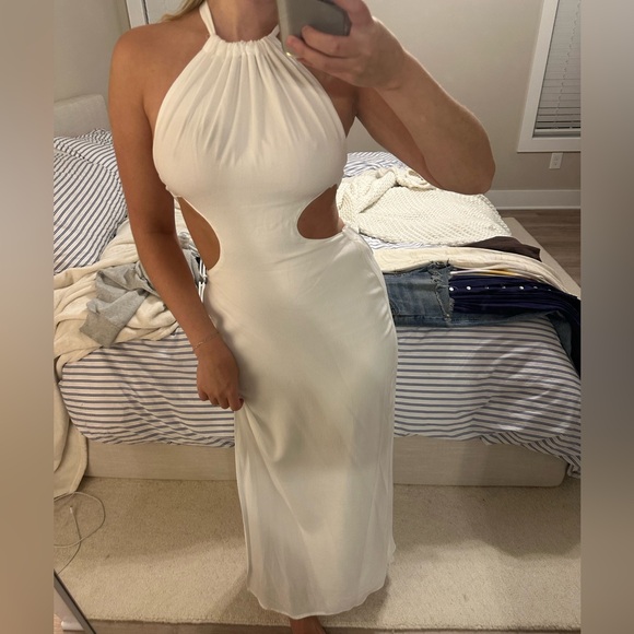 NWT Seek The Label White Cutout Silas Maxi Dress XS - Picture 2 of 6